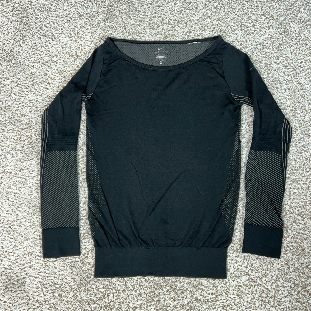 Nike Shirt Womens Extra Small Black Training Dri FIT Knit Long Sleeve Activewear